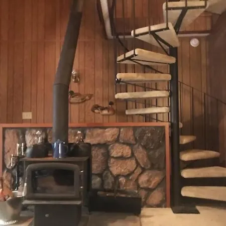High Sierra Retreat With A View Of Pinecrest Lake